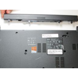 ACER Aspire E1-572-6870 Замена батареи